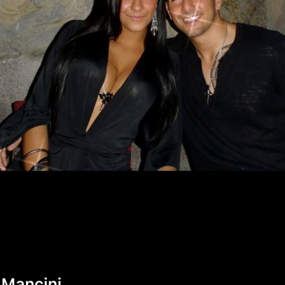 Blq.mkt romper/wide flare slv /deep neck/ belt tie - Picture 3 of 5